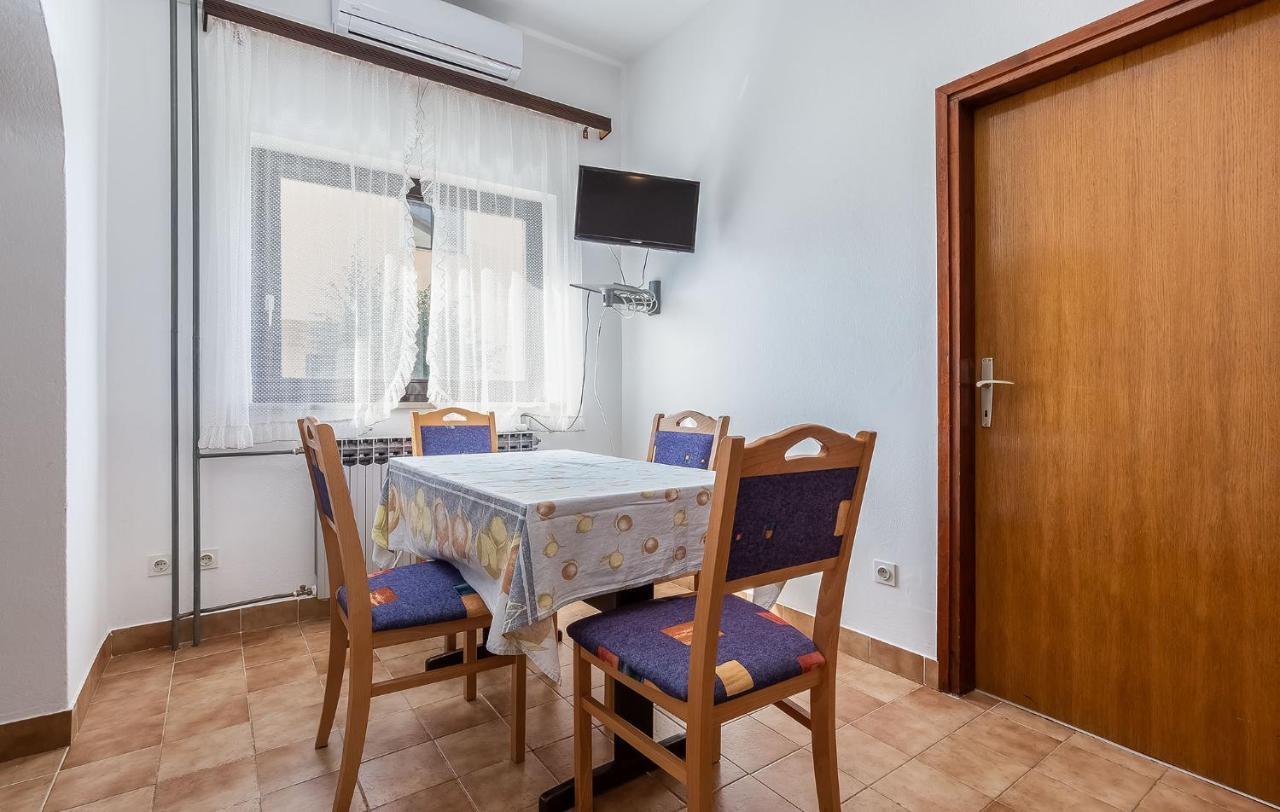 Marijana Apartment Porec Exterior photo